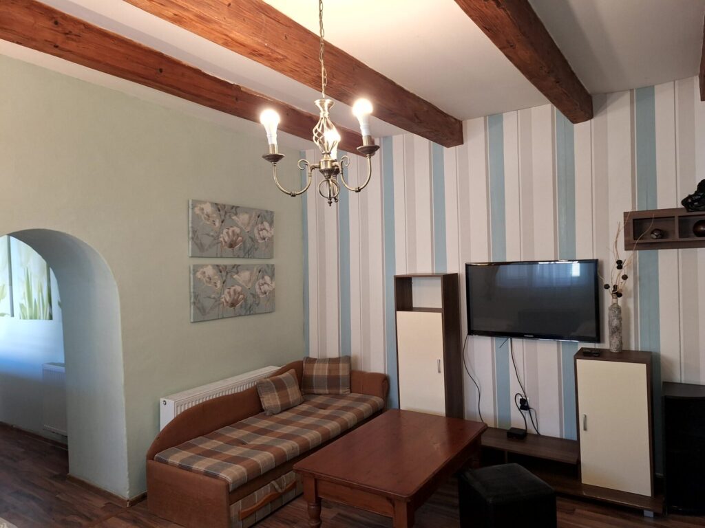 Lacné ubytovanie blízko Levic